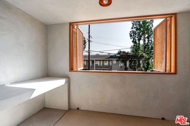 12425 Texas Avenue 22, Los Angeles, CA 90025