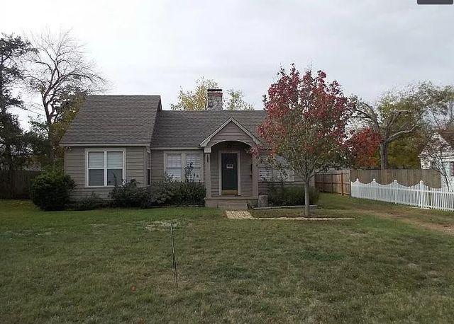 704 Hereford Street, College Station, TX 77840