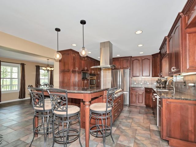 11460 W Bruns Road, Manhattan, IL 60442