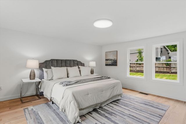 380 Salem St, Woburn, MA 01801