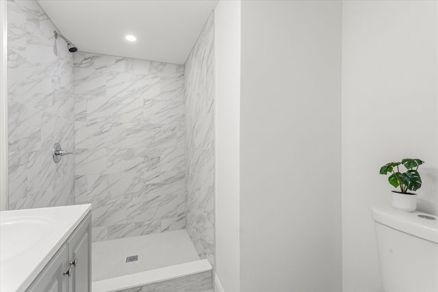 380 Salem St, Woburn, MA 01801