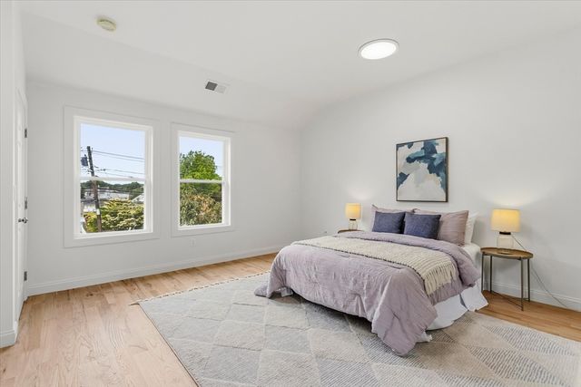 380 Salem St, Woburn, MA 01801