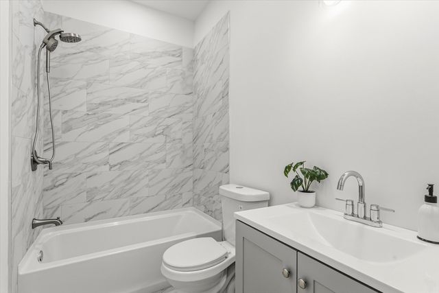 380 Salem St, Woburn, MA 01801