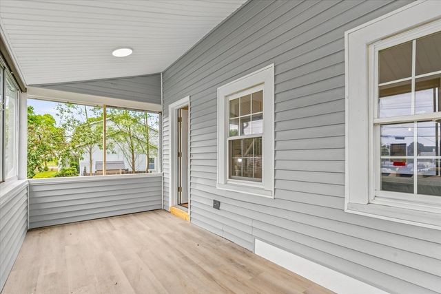 380 Salem St, Woburn, MA 01801
