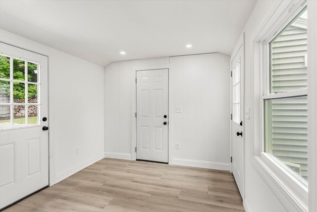 380 Salem St, Woburn, MA 01801