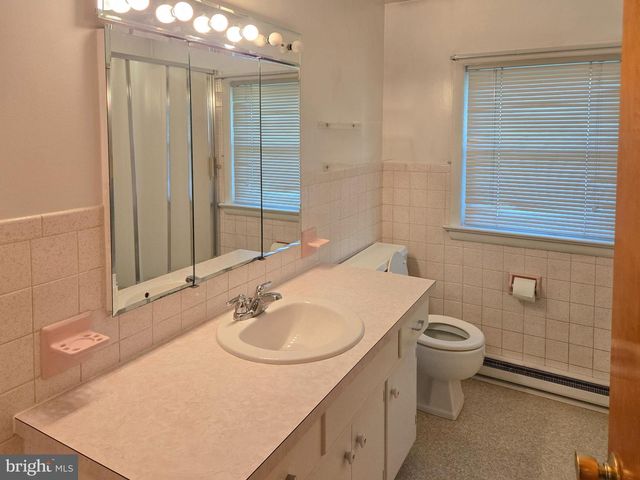 2382 SPRUCE ST, Manheim, PA 17545