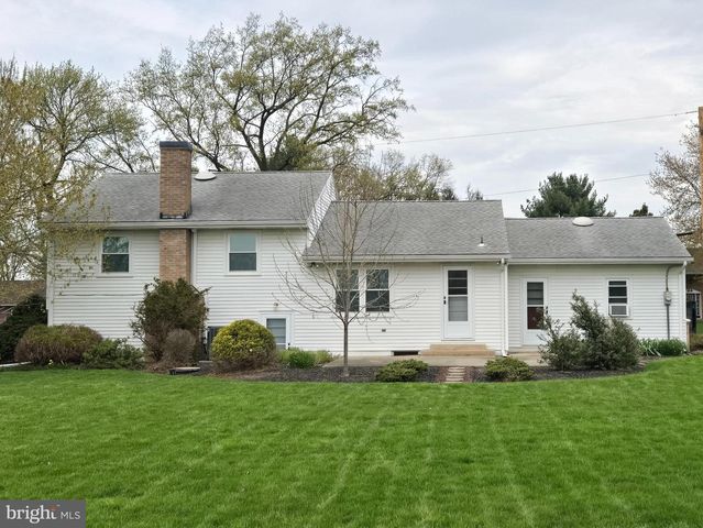 2382 SPRUCE ST, Manheim, PA 17545