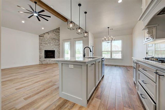 624 Manzano Drive, Norman, OK 73071