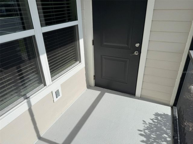 2460 ANN ROU ROAD 606, Tavares, FL 32778