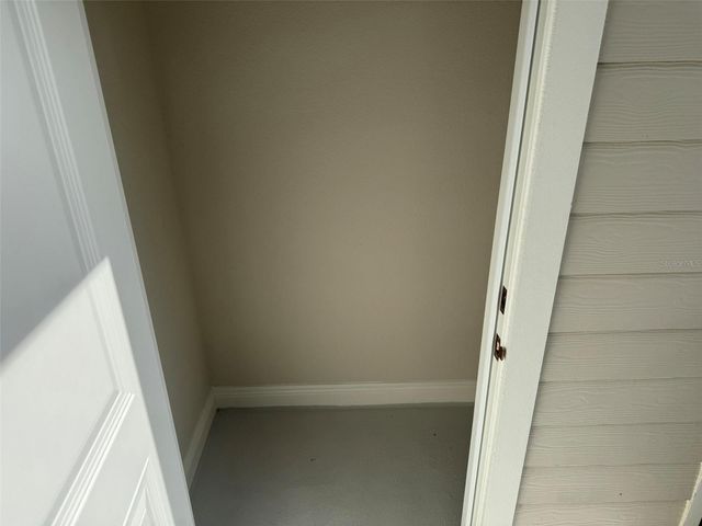 2460 ANN ROU ROAD 606, Tavares, FL 32778