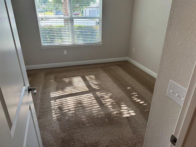 2460 ANN ROU ROAD 606, Tavares, FL 32778