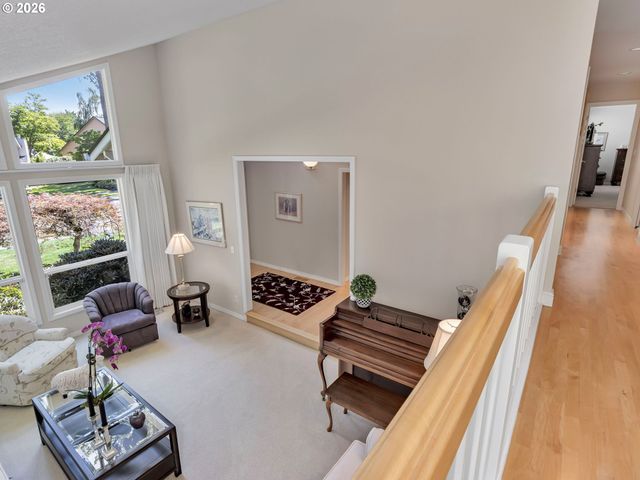 8865 Sw SCHECKLA Dr, Tigard, OR 97224