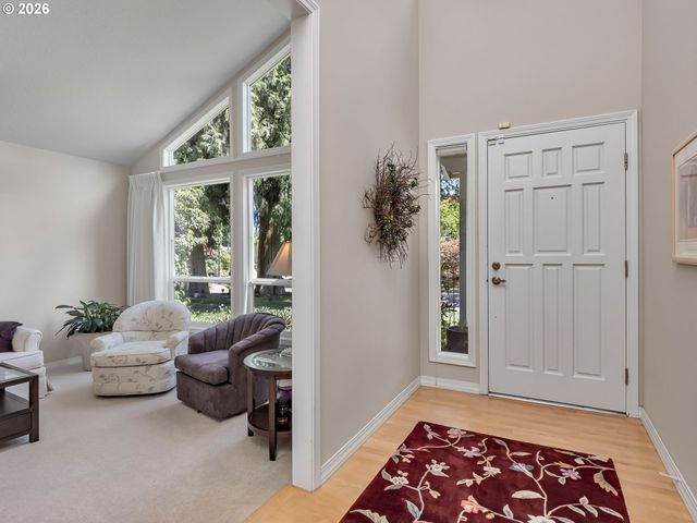8865 Sw SCHECKLA Dr, Tigard, OR 97224