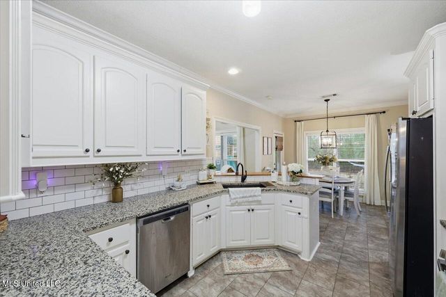 153 Baileys Ridge Circle, Clinton, MS 39056