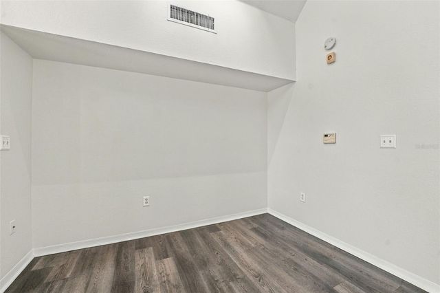 9138 LAKE CHASE ISLAND WAY, Tampa, FL 33626