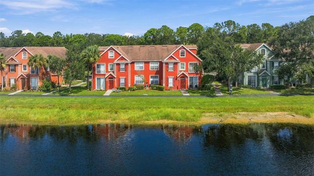 9138 LAKE CHASE ISLAND WAY, Tampa, FL 33626