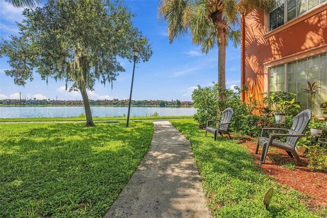 9138 LAKE CHASE ISLAND WAY, Tampa, FL 33626