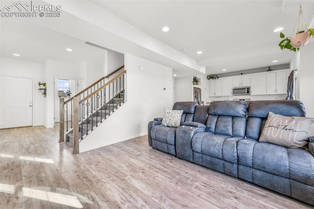 9666 Lone Oak Lane, Colorado Springs, CO 80927