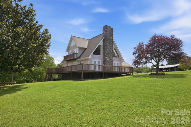 1414 Center Church Road 59, Hiddenite, NC 28636
