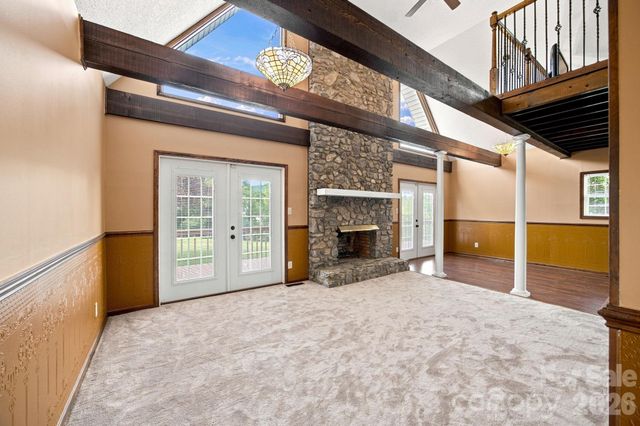 1414 Center Church Road 59, Hiddenite, NC 28636