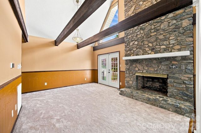 1414 Center Church Road 59, Hiddenite, NC 28636