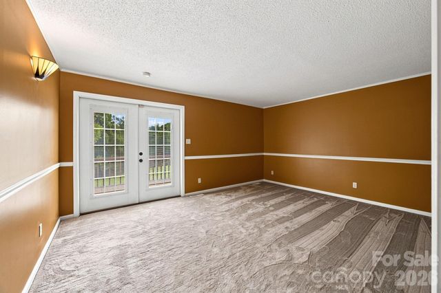 1414 Center Church Road 59, Hiddenite, NC 28636