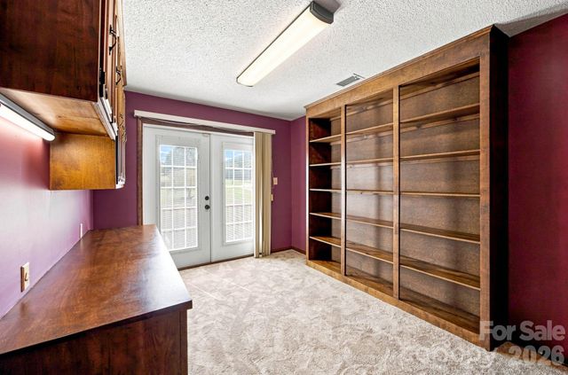 1414 Center Church Road 59, Hiddenite, NC 28636