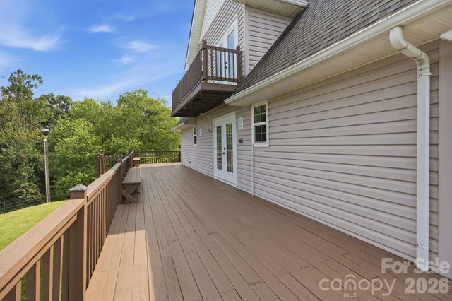 1414 Center Church Road 59, Hiddenite, NC 28636