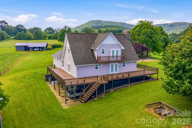 1414 Center Church Road 59, Hiddenite, NC 28636