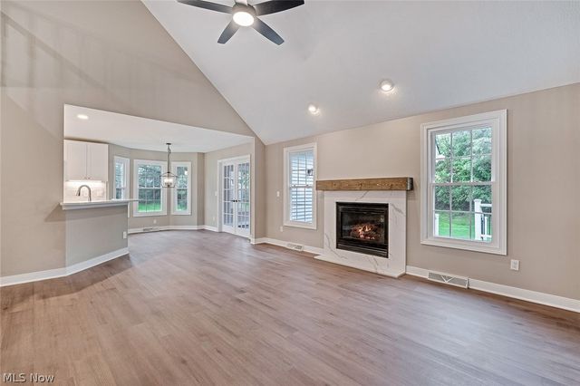 90 Lake Pointe Circle, Canfield, OH 44406