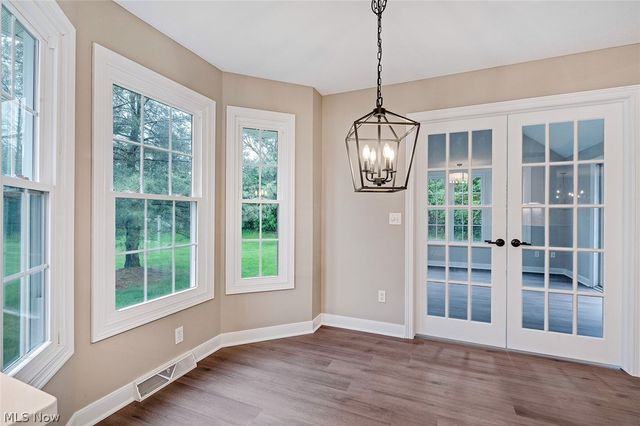 90 Lake Pointe Circle, Canfield, OH 44406