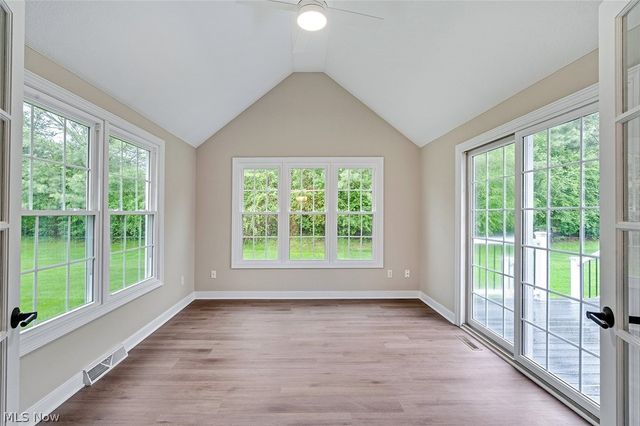 90 Lake Pointe Circle, Canfield, OH 44406