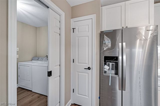 90 Lake Pointe Circle, Canfield, OH 44406