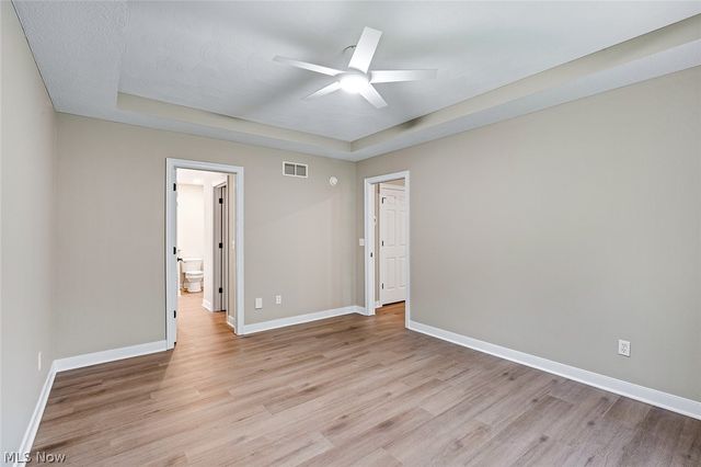 90 Lake Pointe Circle, Canfield, OH 44406