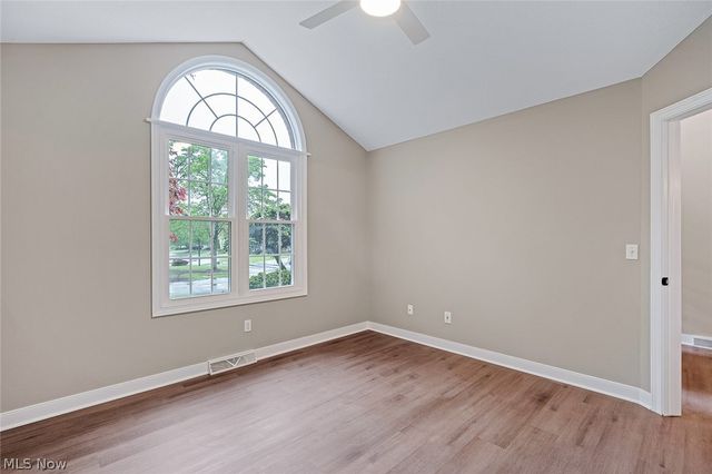 90 Lake Pointe Circle, Canfield, OH 44406