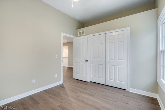 90 Lake Pointe Circle, Canfield, OH 44406