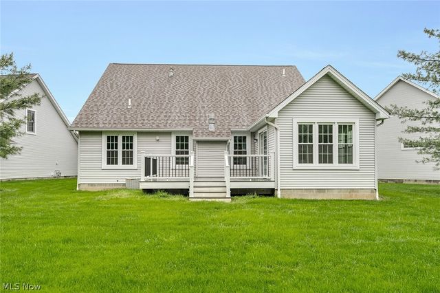 90 Lake Pointe Circle, Canfield, OH 44406