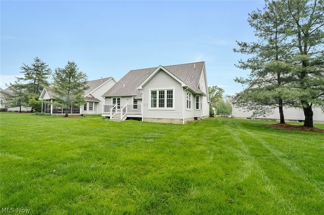 90 Lake Pointe Circle, Canfield, OH 44406