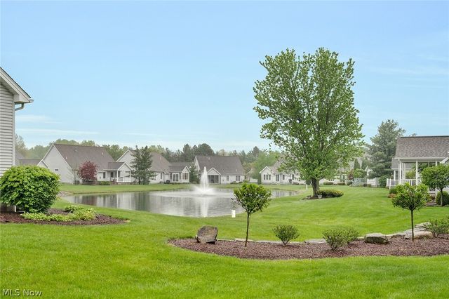 90 Lake Pointe Circle, Canfield, OH 44406