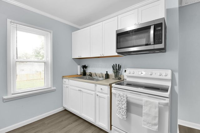 523 S Napoleon Avenue, Columbus, OH 43213