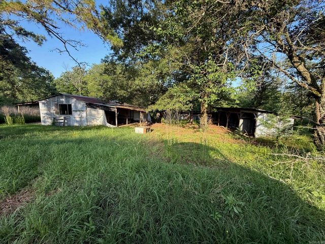 139 W Polk Road 20, Cove, AR 71937