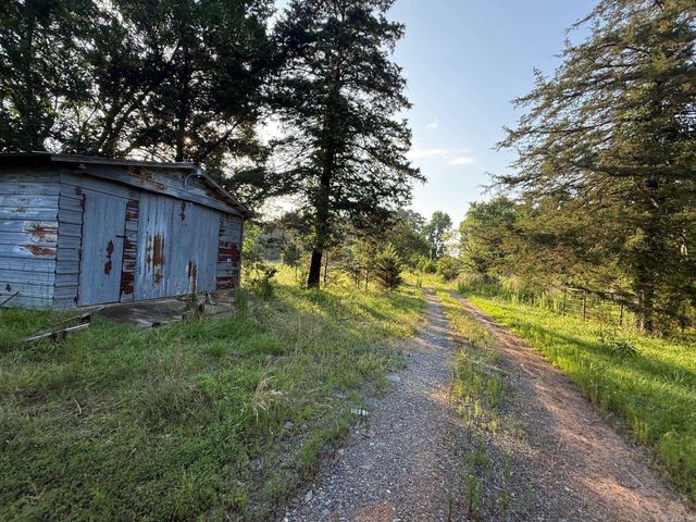 139 W Polk Road 20, Cove, AR 71937