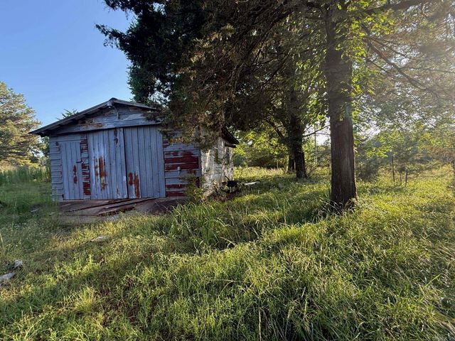 139 W Polk Road 20, Cove, AR 71937