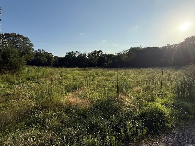 139 W Polk Road 20, Cove, AR 71937