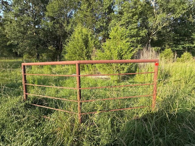 139 W Polk Road 20, Cove, AR 71937