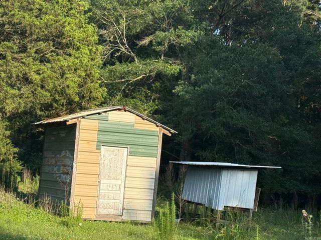 139 W Polk Road 20, Cove, AR 71937