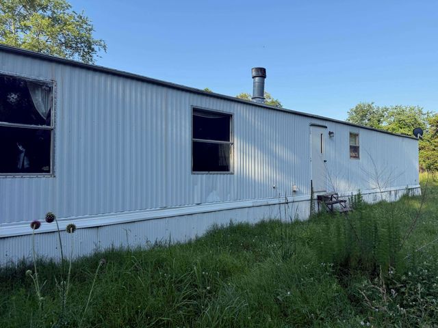 139 W Polk Road 20, Cove, AR 71937