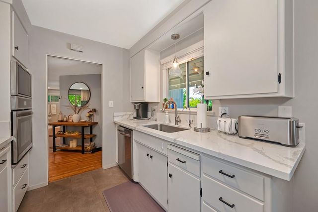 6841 Shalimar Way, Citrus Heights, CA 95621