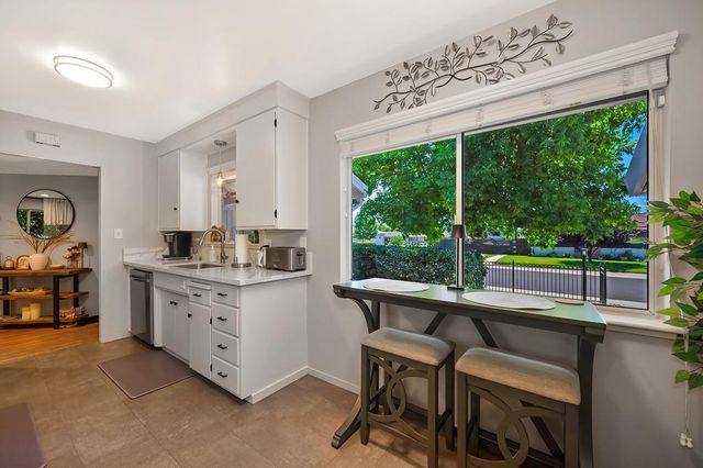 6841 Shalimar Way, Citrus Heights, CA 95621