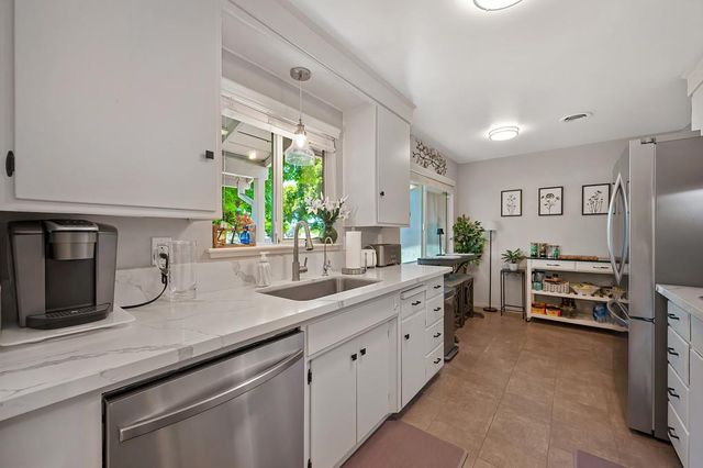 6841 Shalimar Way, Citrus Heights, CA 95621